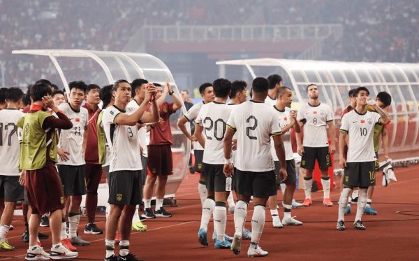 九游娱乐网站 国足出局后迎喜讯：20岁比利时后卫赴华试训